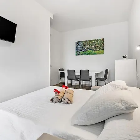 Apartment Alessia's Flat- Borgo Palazzo *