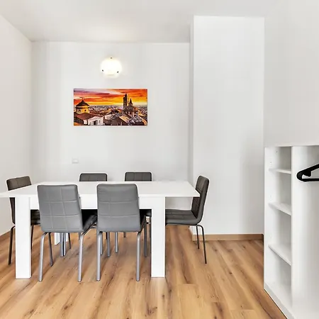 Alessia's Flat- Borgo Palazzo Apartment *