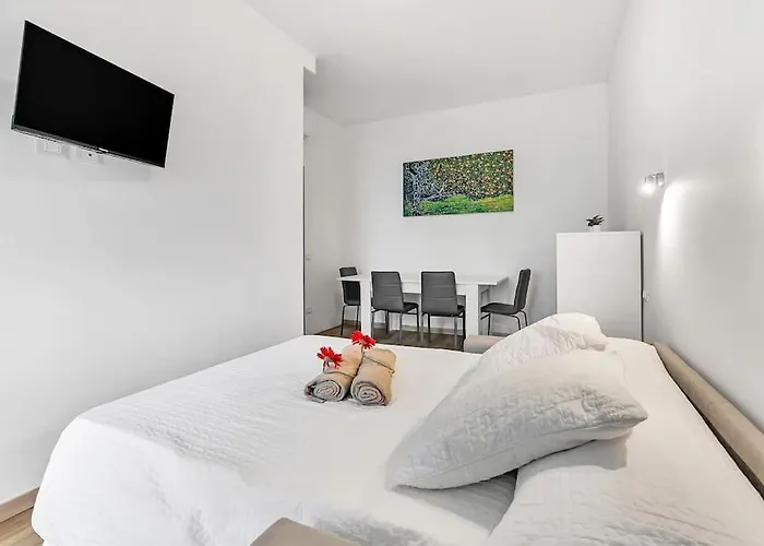 아파트 Alessia's Flat- Borgo Palazzo *