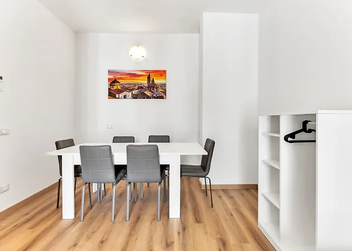 Alessia's Flat- Borgo Palazzo 아파트 *