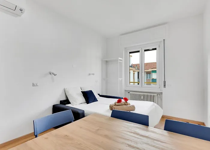 Alessia's Flat- Borgo Palazzo 아파트 *