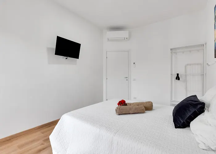 Alessia's Flat- Borgo Palazzo 아파트 *